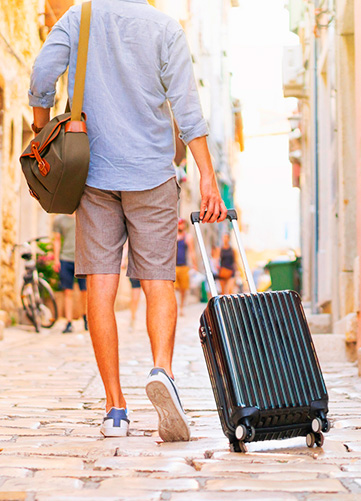 ▷ ¿Vas a comprar una maleta de cabina? 4 consejos a tener en cuenta